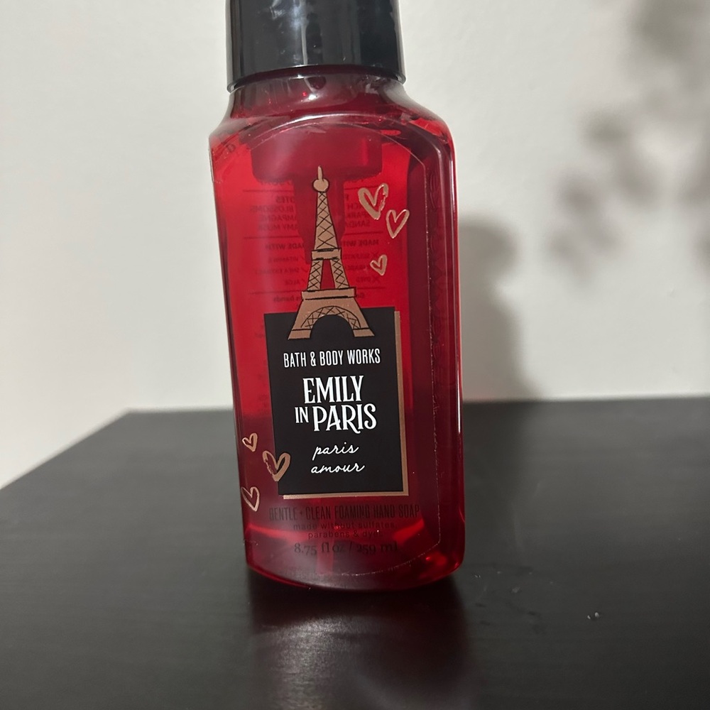 Bath & Body Works Emily in Paris Paris Amour